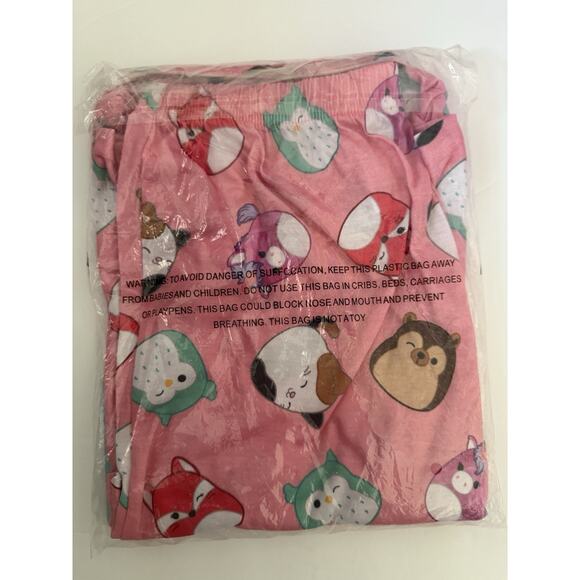 Squishmallows Pink Button Up Short Sleeve Top Shorts Girls’ Pajama Set Size 10 - Picture 3 of 3